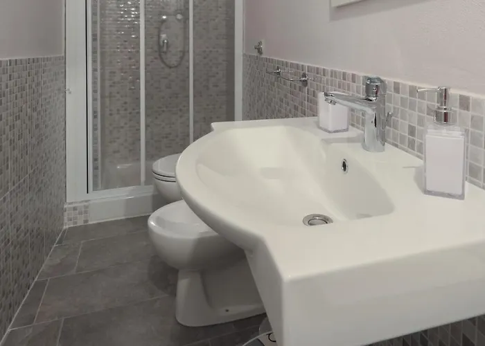 Welcomely - Residenza Deriu * 博萨